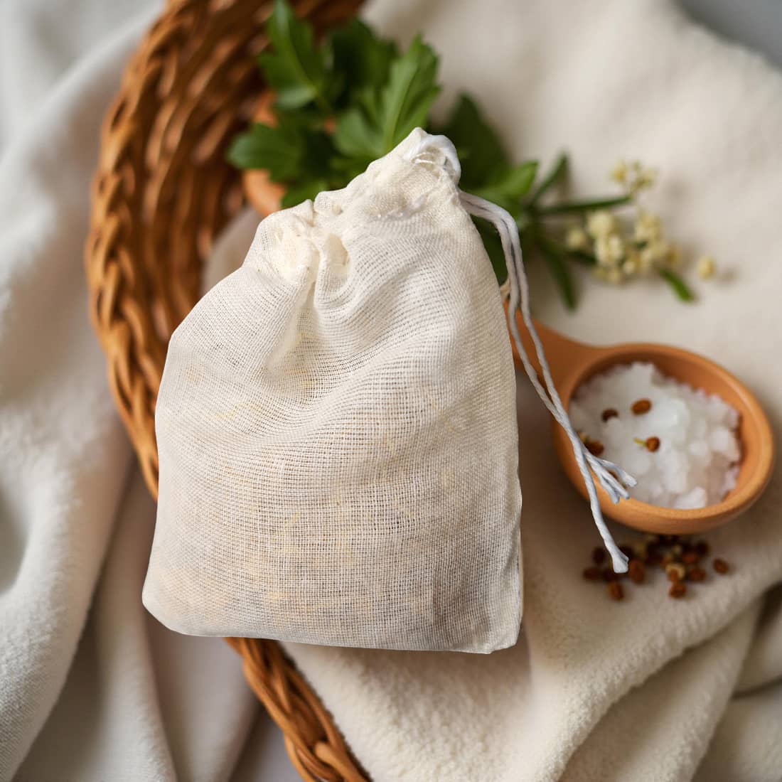 Calendula & Mineral Salt Sachet